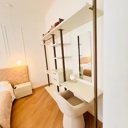 Casa Cavour Beige *